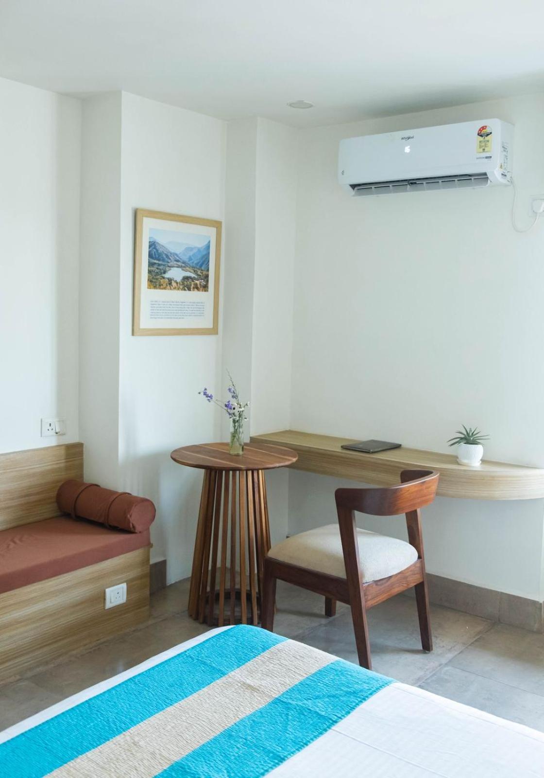 Hotel Lake Shilloi Dimāpur エクステリア 写真