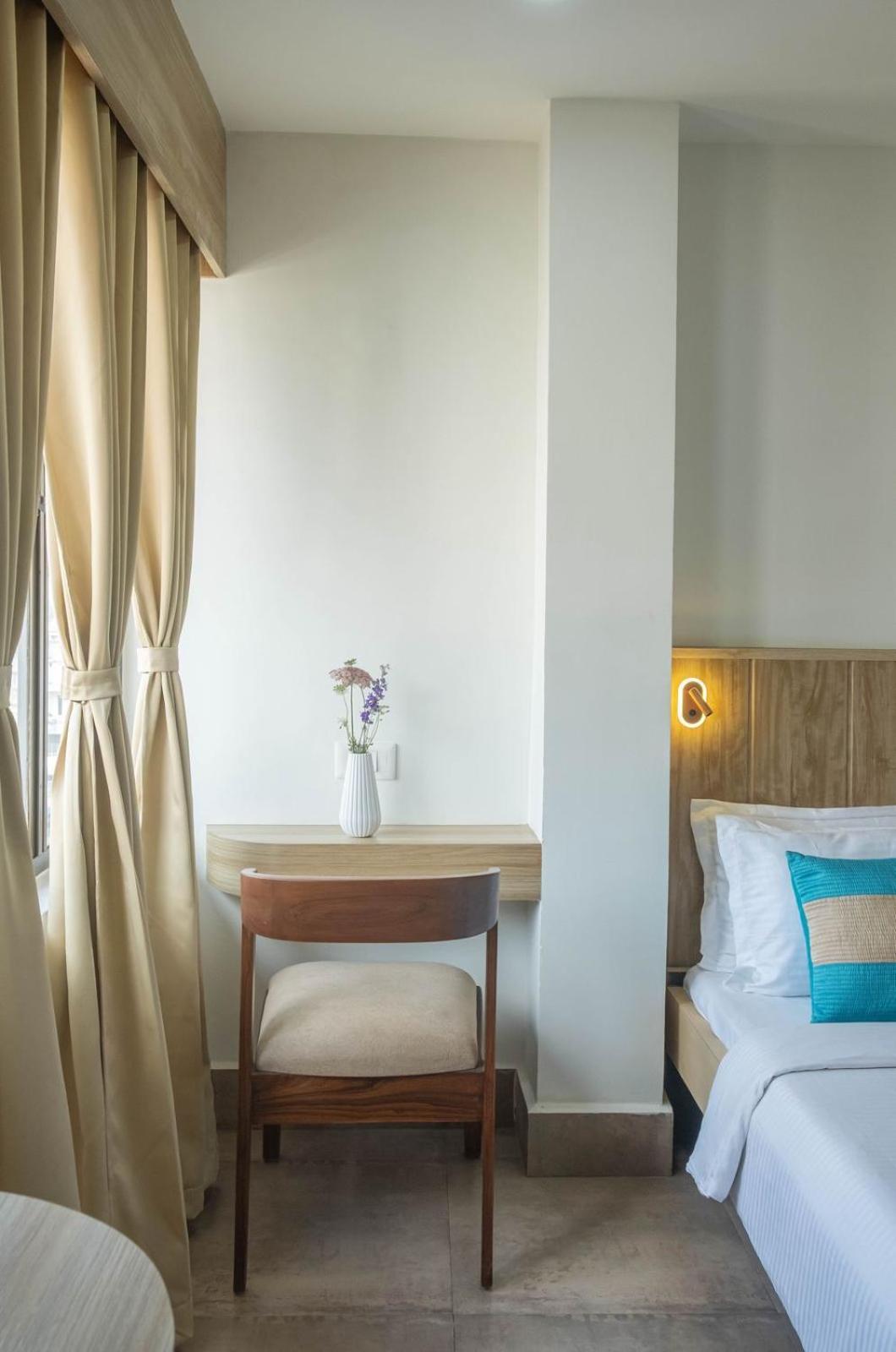 Hotel Lake Shilloi Dimāpur エクステリア 写真